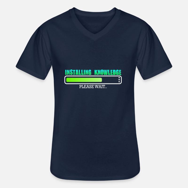 Installing Knowledge please wait - Men's V-Neck T-Shirt - navy