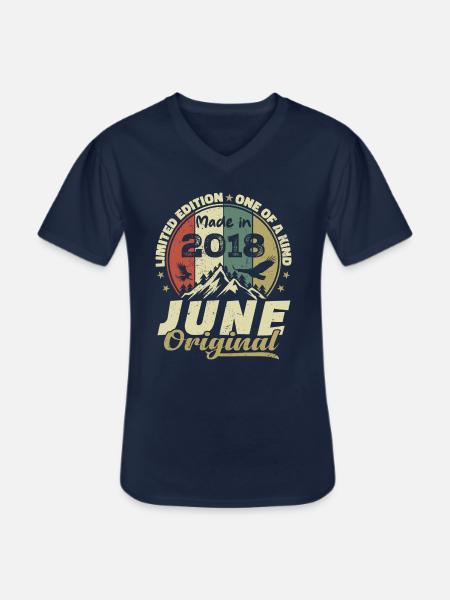 Juni 2018 Geburtstagsgeschenk Juni 2018 Juni 2018 - Männer-T-Shirt mit V-Ausschnitt - Navy