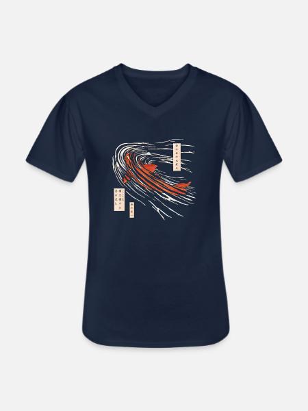 Koi fish on the seabed - Men's V-Neck T-Shirt - navy