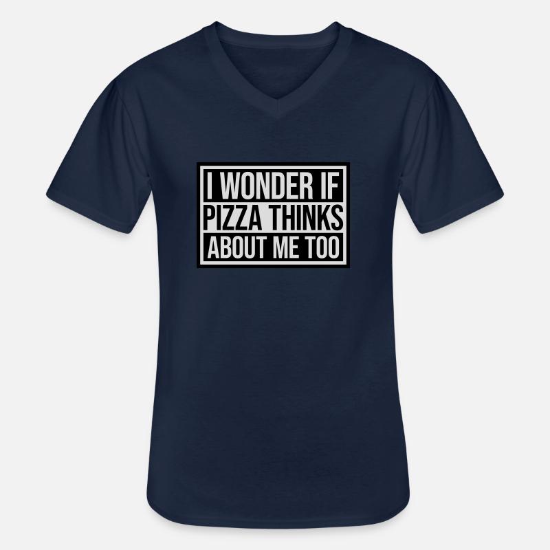 pizza thinks about me - Männer-T-Shirt mit V-Ausschnitt - Navy