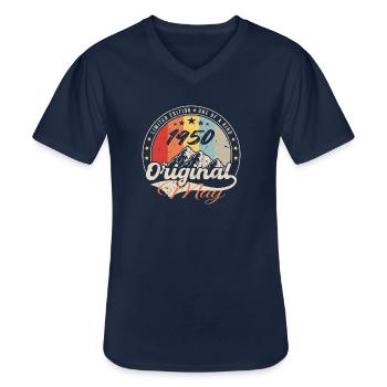 Mai 1950 | Anniversaire 1950 Vintage | May 1950 - T-shirt col V Homme - marine - Devant - AI Model Male 178 dark (178cm)