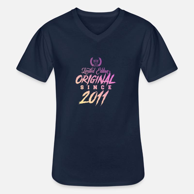 2011 limited edition original - Männer-T-Shirt mit V-Ausschnitt - Navy