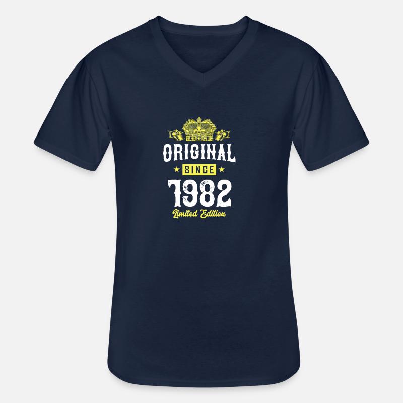 1982 limited edition - Männer-T-Shirt mit V-Ausschnitt - Navy