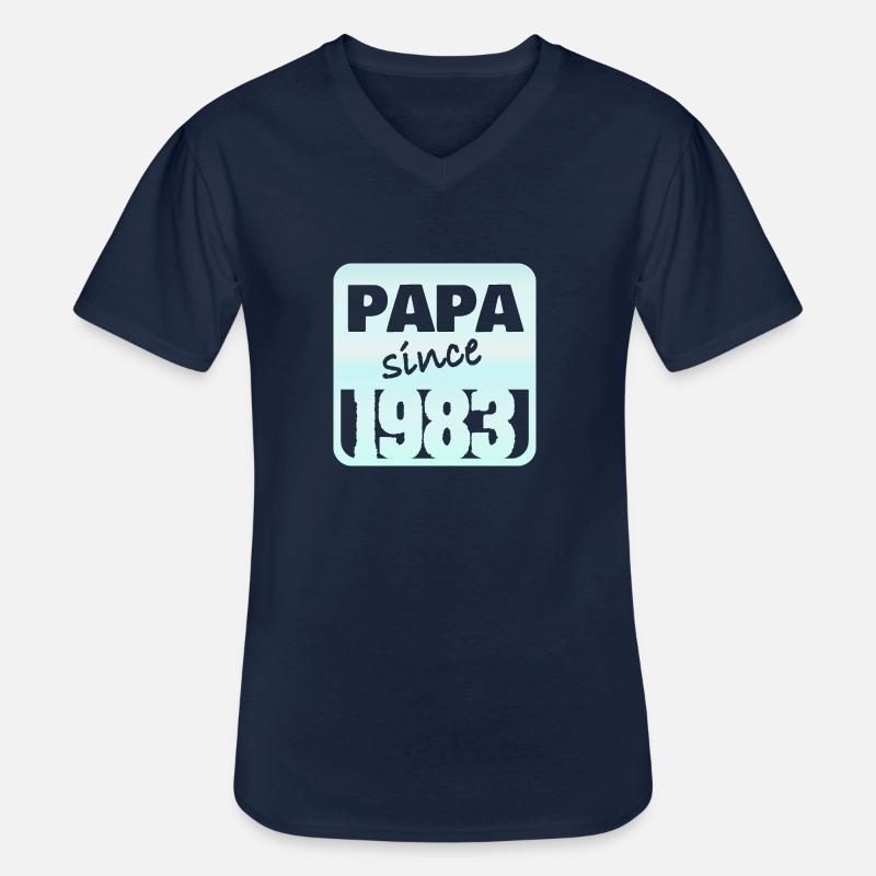 Dad 1983 - Männer-T-Shirt mit V-Ausschnitt - Navy
