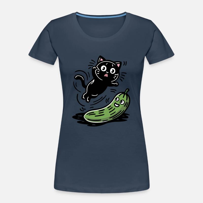 Chat effrayé et concombre T-shirt bio Premium Femme
