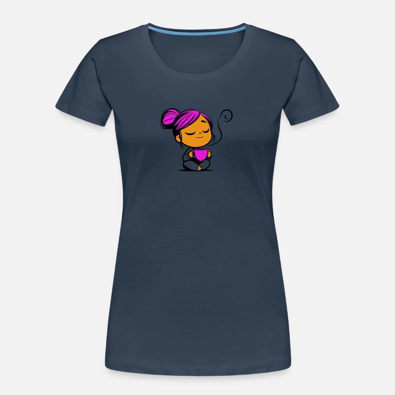 Tassmine enspannt mit einer Tasse Tee oder Kaffee Frauen Premium Bio T-Shirt