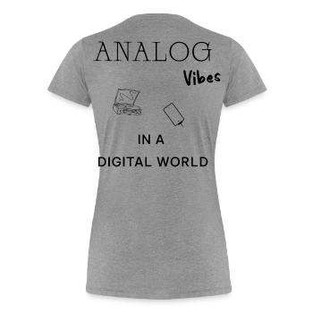 Analog Vibes Backprint – Retro Vinyl Aesthetic - Frauen Premium Bio T-Shirt - Grau meliert - Hinten - Mia (176cm)