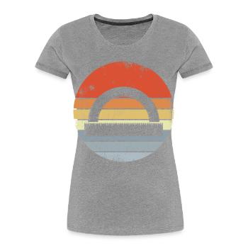 Vintage Ruler - Women's Premium Organic T-Shirt - heather grey - Front - Mia (176cm)