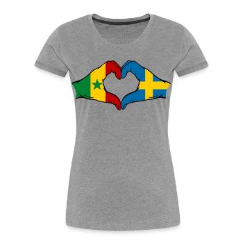 Drapeau du Sénégal Suède Mains Forme de cœur - T-shirt bio Premium Femme - gris chiné - Devant - Mia (176cm)