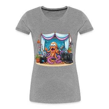 Octopus influencer on stage - Women's Premium Organic T-Shirt - heather grey - Front - Mia (176cm)