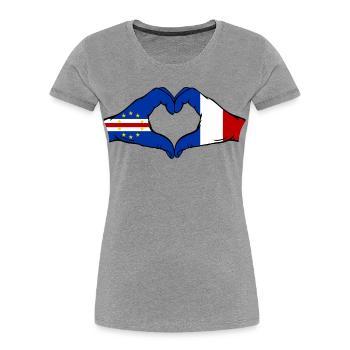 Drapeau du Cap-Vert France, mains en forme de cœur utilisées - T-shirt bio Premium Femme - gris chiné - Devant - Mia (176cm)