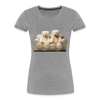Zwei glückliche Eis-Teddybären auf dem Sofa - Frauen Premium Bio T-Shirt - Grau meliert - Vorne - Mia (176cm)