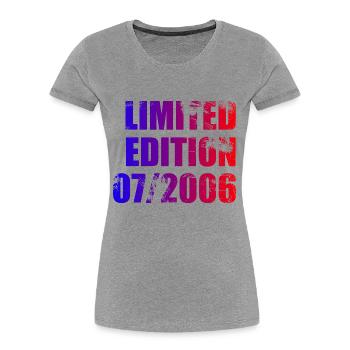 18ème Anniversaire Edition Limitée 07/2006 - T-shirt bio Premium Femme - gris chiné - Devant - Mia (176cm)