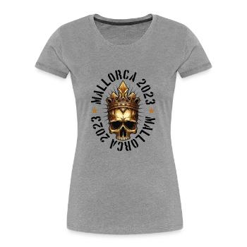Majorque 2023 Crâne - T-shirt bio Premium Femme - gris chiné - Devant - Mia (176cm)