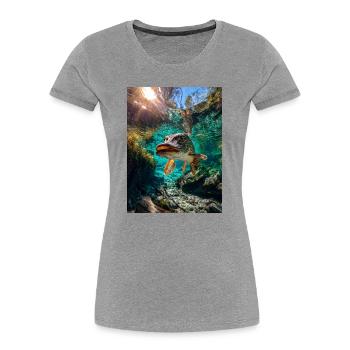 Brochet en eau claire - T-shirt bio Premium Femme - gris chiné - Devant - Mia (176cm)