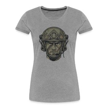 Taktisches Soldaten Portrait mit Combat Helm - Frauen Premium Bio T-Shirt - Grau meliert - Vorne - Mia (176cm)