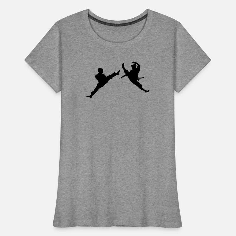 Zwei fliegende Karate-Kick oder Teakwondo-Kick Frauen Premium Bio T-Shirt
