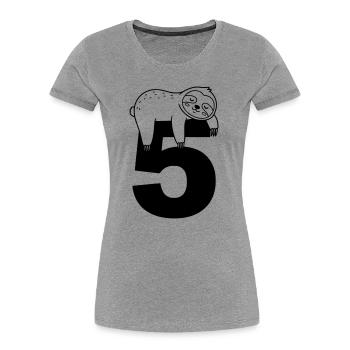 Paresseux endormi sur le numéro cinq - T-shirt bio Premium Femme - gris chiné - Devant - Mia (176cm)