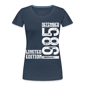 Cadeau Anniversaire Décembre 1985. Decembre 1985. - T-shirt bio Premium Femme - bleu marine - Devant - Mia (176cm)