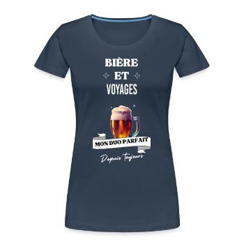 Bière Mon duo parfait depuis toujours et voyages - T-shirt bio Premium Femme - bleu marine - Devant - Mia (176cm)