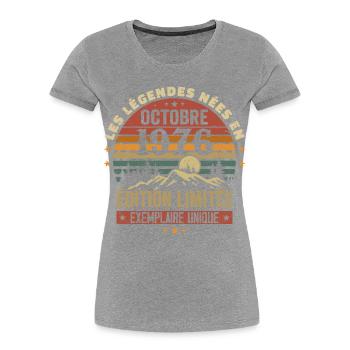 Nées en Octobre 1976 | Génial Depuis Octobre 1976 - T-shirt bio Premium Femme - bleu marine - Devant - Mia (176cm)