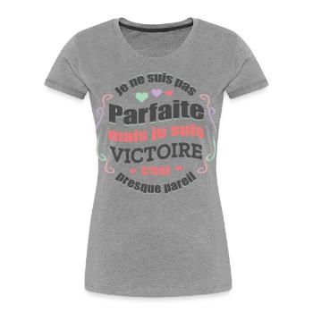 VICTOIRE PARFAITE - PRENOM VICTOIRE - T-shirt bio Premium Femme - bleu marine - Devant - Mia (176cm)