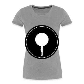 Chef de cuisine Pan - T-shirt bio Premium Femme - bleu marine - Devant - Mia (176cm)