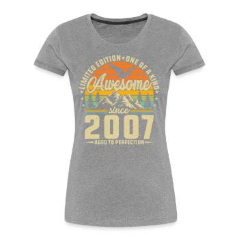 Vintage 2007: Legendary Birth Year Retro Tee - Frauen Premium Bio T-Shirt - Navy - Vorne - Mia (176cm)