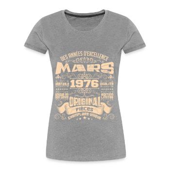 Anniversaire Vintage Né(e) en Mars 1976 - T-shirt bio Premium Femme - bleu marine - Devant - Mia (176cm)
