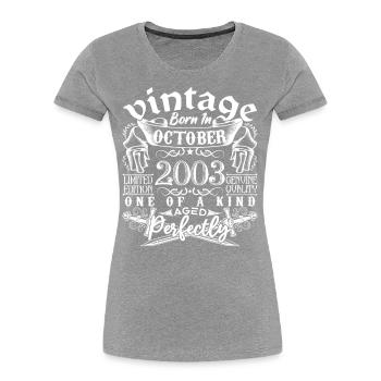 2003 Octobre 2003 anniversaire October 2003 - T-shirt bio Premium Femme - bleu marine - Devant - Mia (176cm)