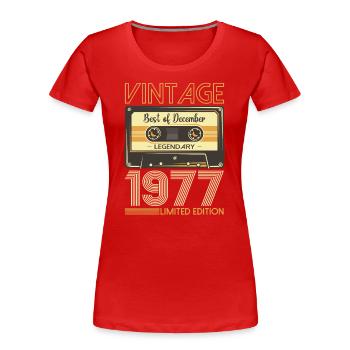 46e anniversaire Cassette décembre Vintage 1977 - T-shirt bio Premium Femme - bleu marine - Devant - Mia (176cm)