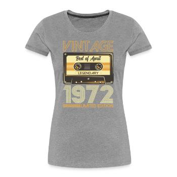 Cassette 53ème Anniversaire Légende Avril Vintage 72 - T-shirt bio Premium Femme - bleu marine - Devant - Mia (176cm)