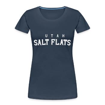 Marais salants de l’Utah - T-shirt bio Premium Femme - bleu marine - Devant - Mia (176cm)