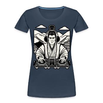 Musik Retro DJ Samurai Streetwear Inspiration - Frauen Premium Bio T-Shirt - Navy - Vorne - Mia (176cm)