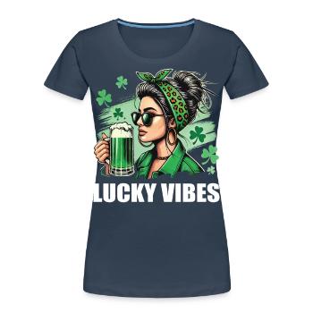 St. Patrick's Day Lucky Vibes Stil - Frauen Premium Bio T-Shirt - Navy - Vorne - Mia (176cm)