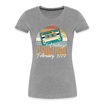 Légendaire depuis février 1977 millésime 1977 - T-shirt bio Premium Femme - bleu marine - Devant - Mia (176cm)