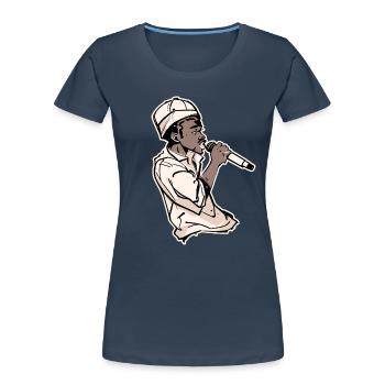 Rappeur tenant un micro avec Stroke (noir) - T-shirt bio Premium Femme - bleu marine - Devant - Mia (176cm)