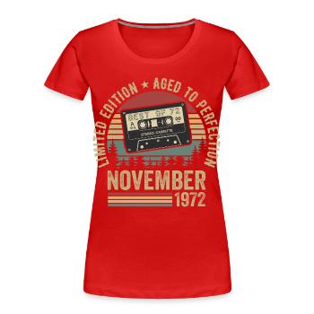 Novembre 1972 - T-shirt bio Premium Femme - rouge - Devant - Mia (176cm)