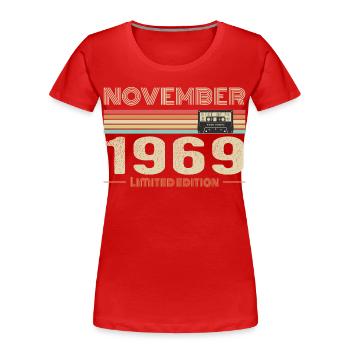 November 1969 Vintage Birthday Retro Tee - T-shirt bio Premium Femme - rouge - Devant - Mia (176cm)