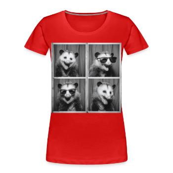 Drôle Opossum Photo Box Selfie vintage - T-shirt bio Premium Femme - rouge - Devant - Mia (176cm)