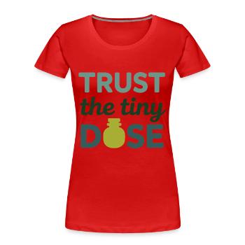 Vêtements certifiés en micropharmacologie clinique - T-shirt bio Premium Femme - rouge - Devant - Mia (176cm)