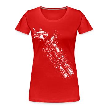 Diver Shark Underwater Shirt - Women's Premium Organic T-Shirt - red - Front - Mia (176cm)