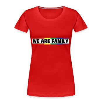 We are Family - Rainbow&Pride - Frauen Premium Bio T-Shirt - Rot - Vorne - Mia (176cm)