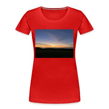 Sonnenaufgang - Frauen Premium Bio T-Shirt - Rot - Vorne - Mia (176cm)