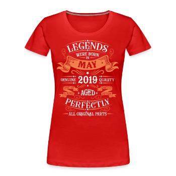 Mai 2019 - Anniversaire en mai - T-shirt bio Premium Femme - rouge - Devant - Mia (176cm)