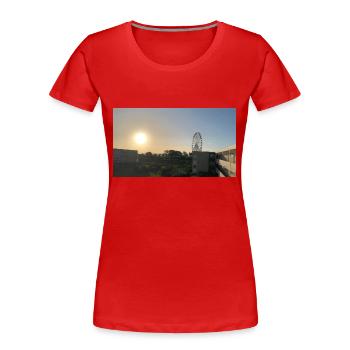 Sonnenaufgang in Grömitz Ostsee - Frauen Premium Bio T-Shirt - Rot - Vorne - Mia (176cm)