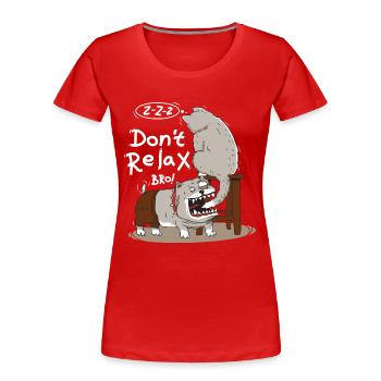 Hund ärgert schlafende Katze - Frauen Premium Bio T-Shirt - Rot - Vorne - Mia (176cm)