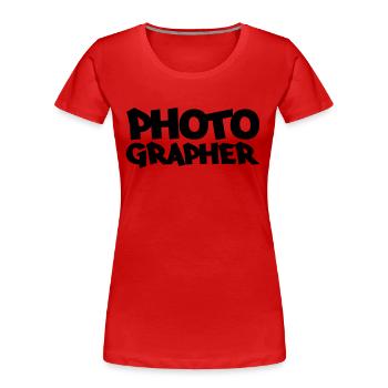 Photographer - Frauen Premium Bio T-Shirt - Rot - Vorne - Mia (176cm)