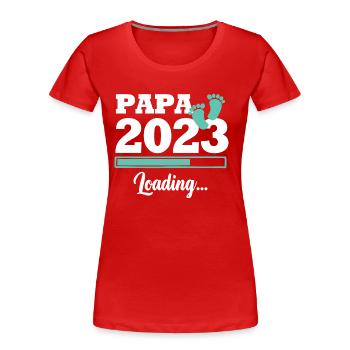 Papa 2023 wird geladen - Frauen Premium Bio T-Shirt - Rot - Vorne - Mia (176cm)