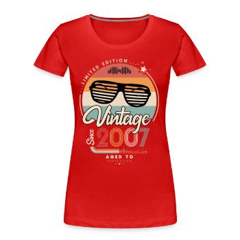 Vintage since 2007 - Women's Premium Organic T-Shirt - red - Front - Mia (176cm)